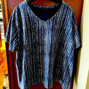 Catherine’s short sleeve patterned tee